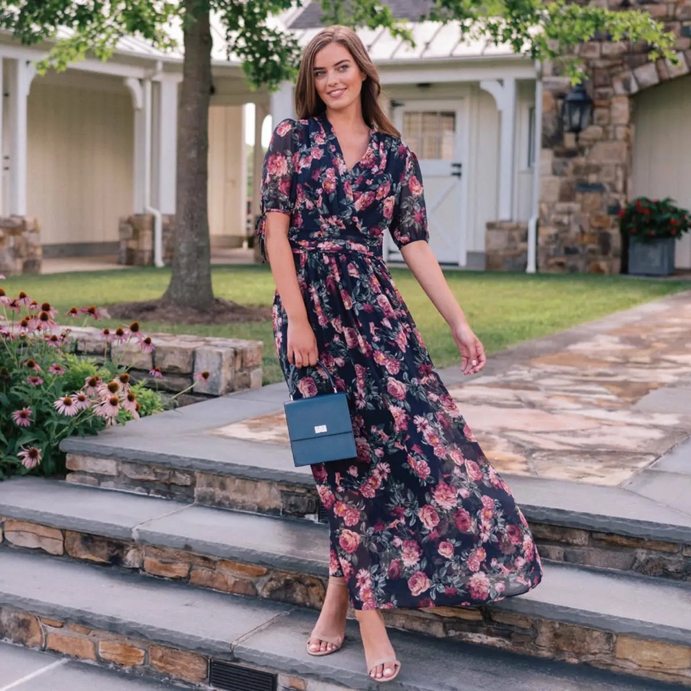 NWT Gal Meets Glam Ashlynn Floral Maxi Dress 10  #46, #173